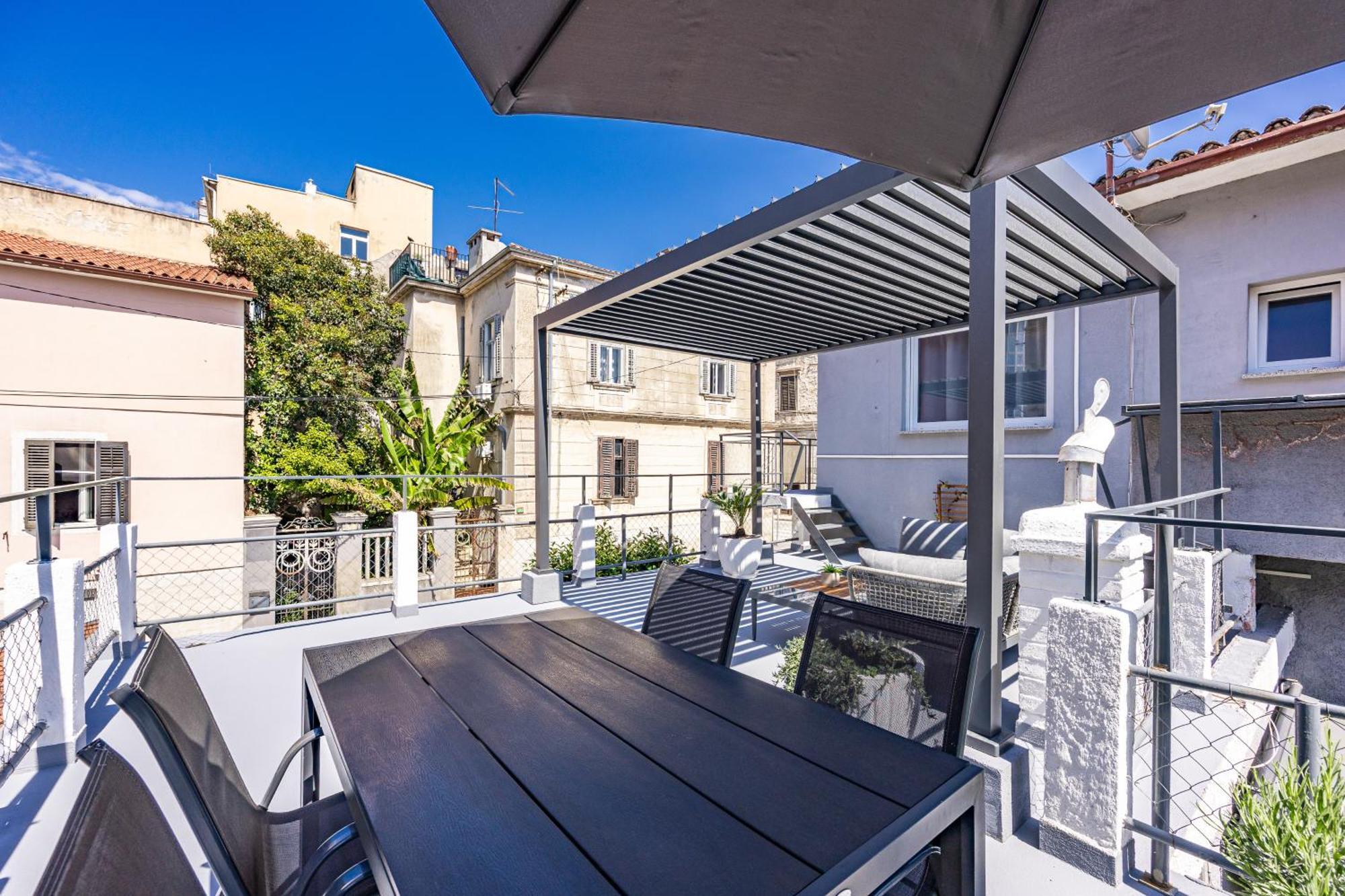Green Oasis New Apartment Pula Exterior photo